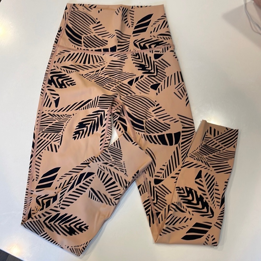 Aerie Move Printed High Waisted 7/8 Legging